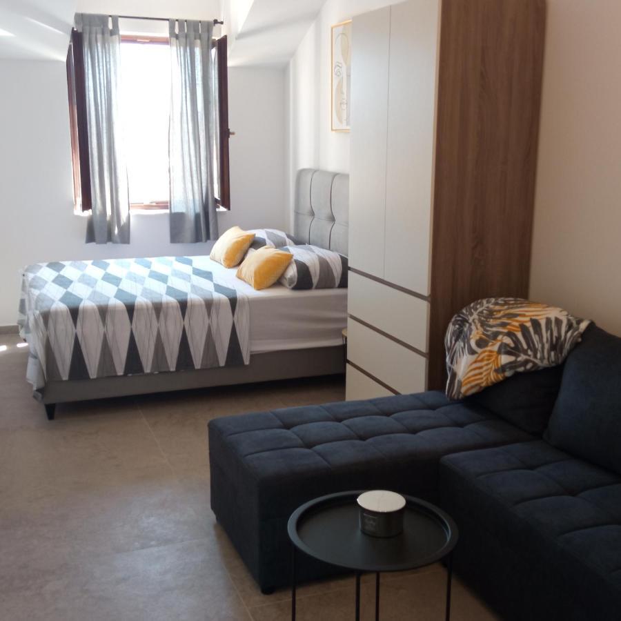 Apartments Lavanda - Free Parking And Grill 제제라 외부 사진