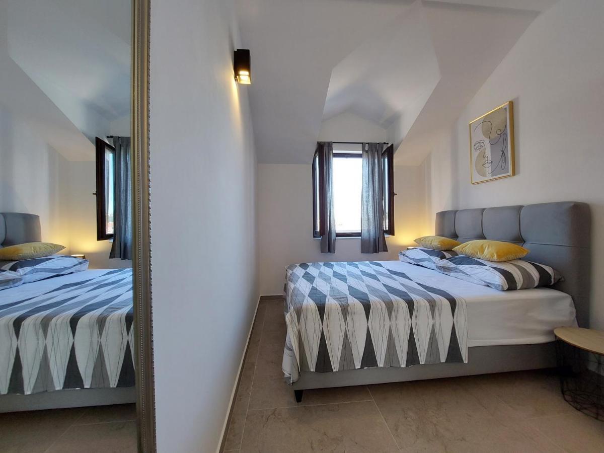 Apartments Lavanda - Free Parking And Grill 제제라 외부 사진